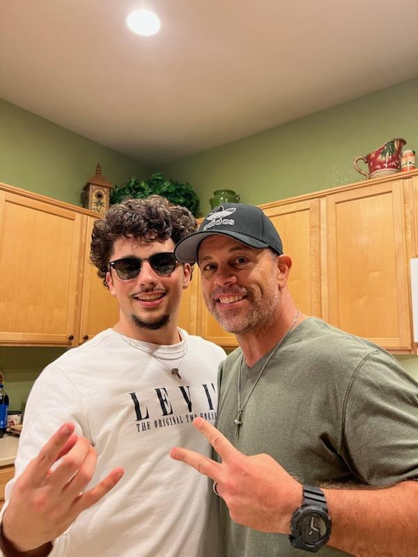 My best friend came back home for  Thanksgiving!!