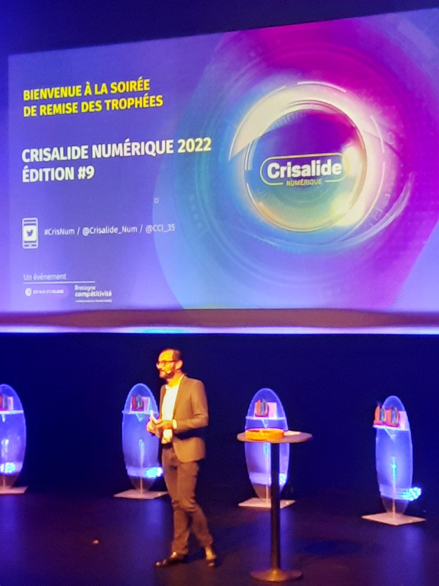 DieuFranceRoy's tweet photo. 👌En direct de la soirée Crisalide Numérique à #Rennes, où nous savourons le savoir-faire breton et les innovations des entreprises du territoire! Quels talents lors de cette remise de trophées!
#CrisNum #BretagneCompetitivite https://t.co/wkBOVCY3cQ