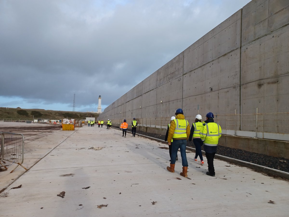PortofAberdeen's tweet photo. Today employees gathered for our last town hall meetings of 2022, and with more than 60% of our South Harbour development now operational we included a walk around the quayside to see the project first-hand.
#TownHallMeeting #EmployeeEngagement #InternalCommunications #TeamPoA https://t.co/ovjCuqfUEb