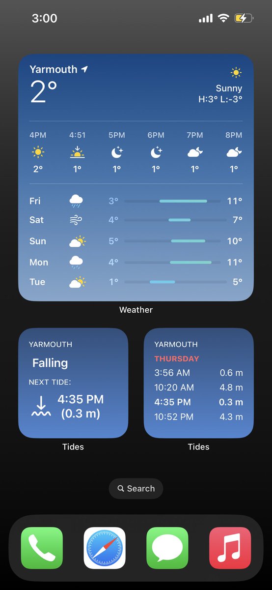 davisml's tweet photo. I’ve finally found a useful configuration of iOS widgets that are worthy of their own home screen page. https://t.co/FdJ3LpYw4l
