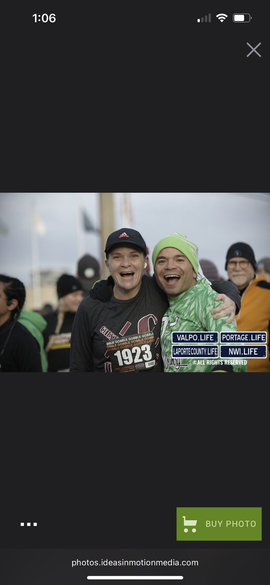 CHSXCTF's tweet photo. Chesterton and Valpo might be rivals but this guy right here is the best and a dear buddy of mine…until track starts! 🤭 ⁦@valpoxc⁩ #bestpictureever https://t.co/gxn4OSbmxm