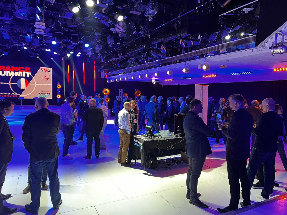 ampvisualtv's tweet photo. #SVGFrancesummit et maintenant on parle de #RugbyWorldCup2023 et @Paris2024 avec Frédéric Gaillard de @francetv et Stéphane Alessandri notre directeur en charge des événements internationaux ! @SVGEurope #StudioGabriel https://t.co/5zSI3ZKGoS