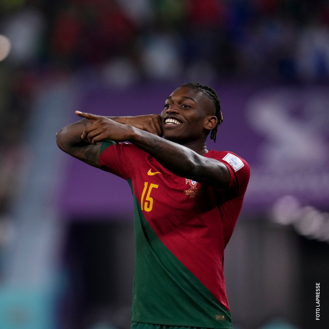 📞 <a href="/RafaeLeao7/">Rafael Leão</a> 🔴⚫️

#FIFAWorldCup #POR