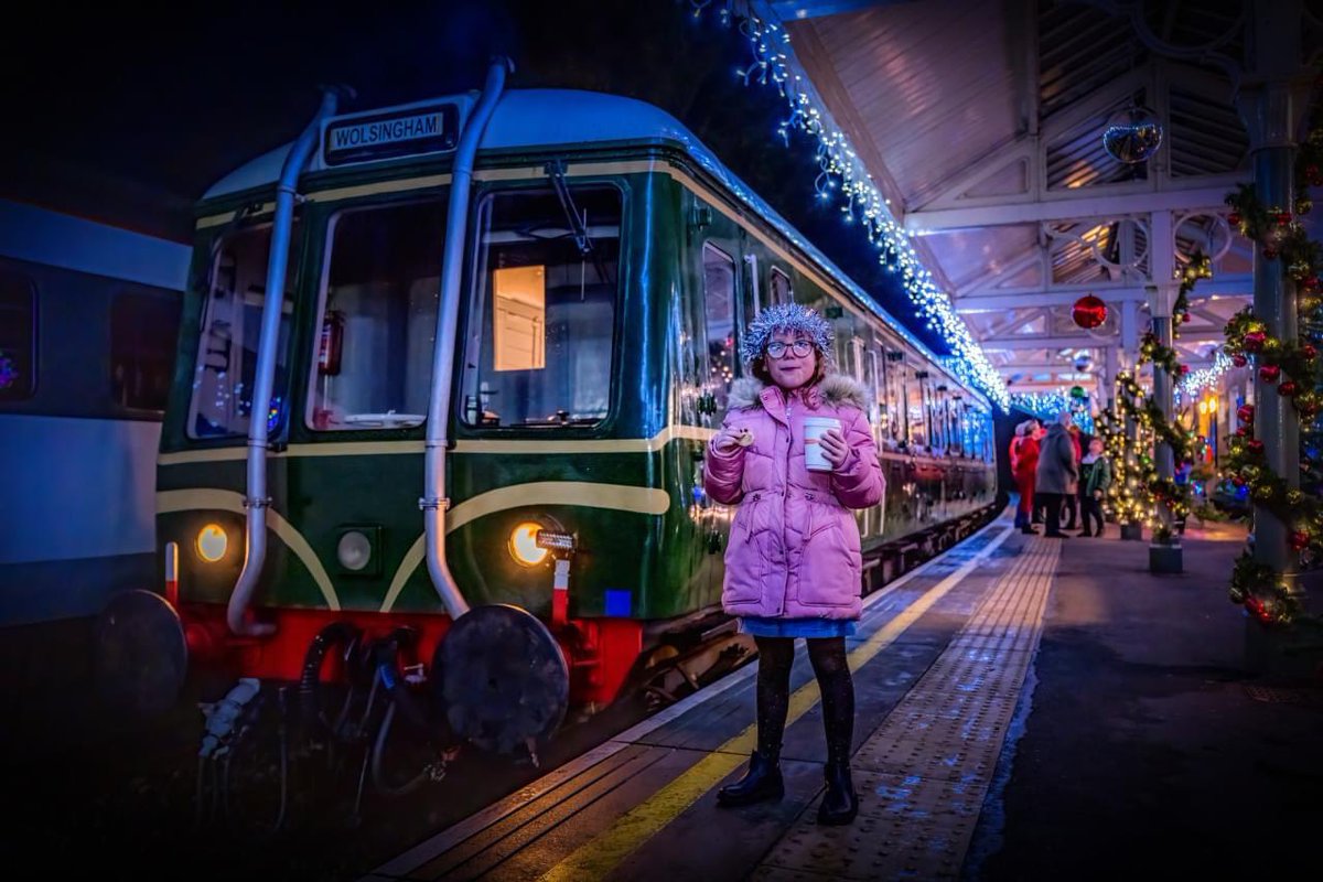 WeardaleRailway's tweet photo. Our dress rehearsal was last night and Santa popped along to see us. #santa #Santahope #weardale https://t.co/TkDwlepDvO