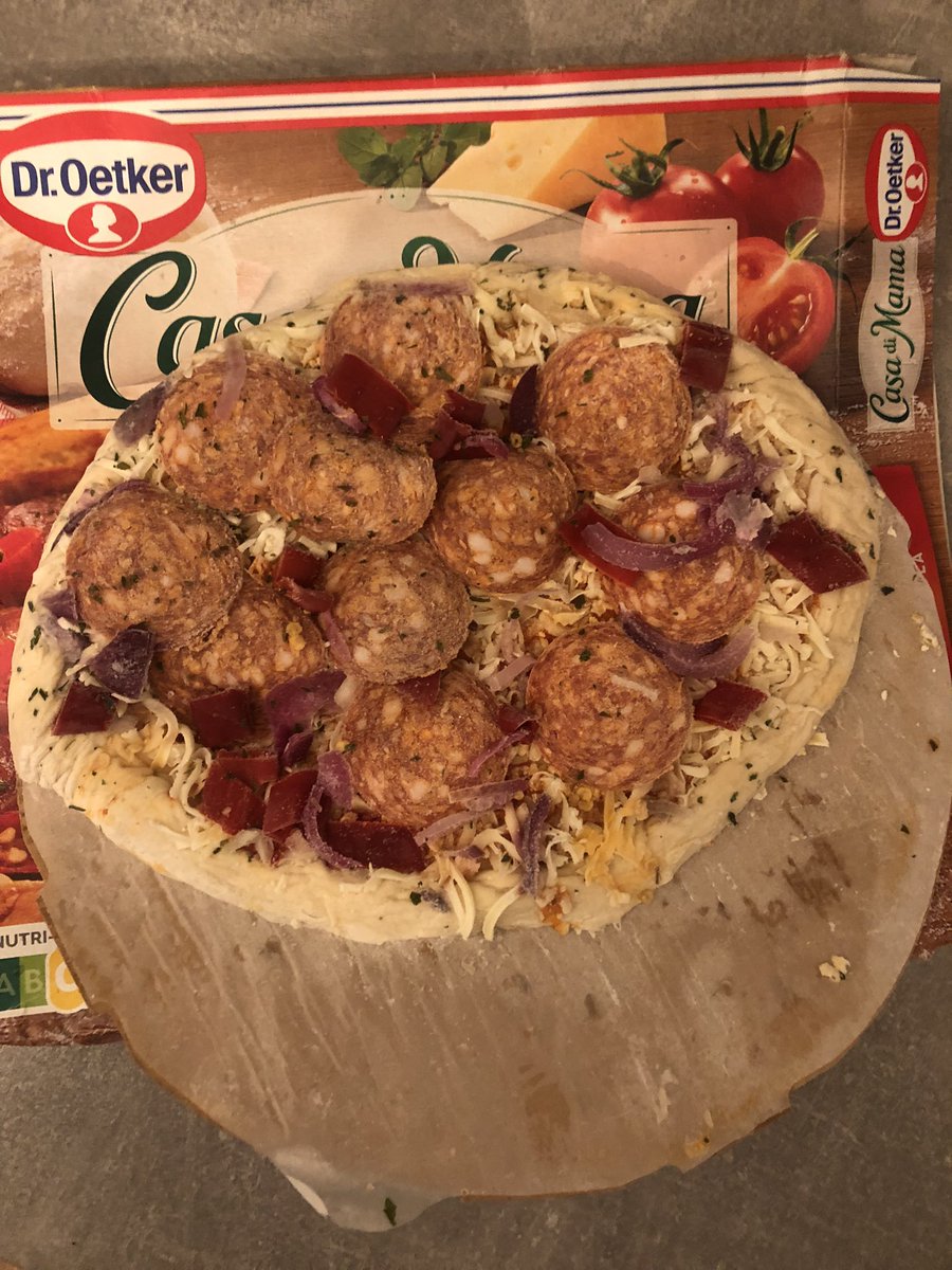 Mystery of <a href="/DrOetkerPizzaDE/">Dr. Oetker Pizza DE 🍕</a> 😂🤣 #epic #mystery #pizza #fail