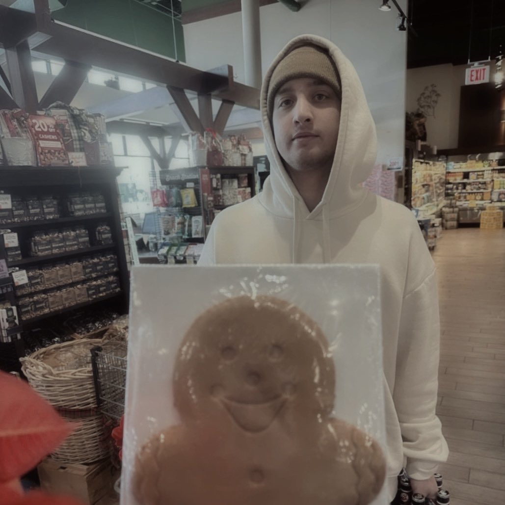 comfortkras (@comfortkras) on Twitter photo 