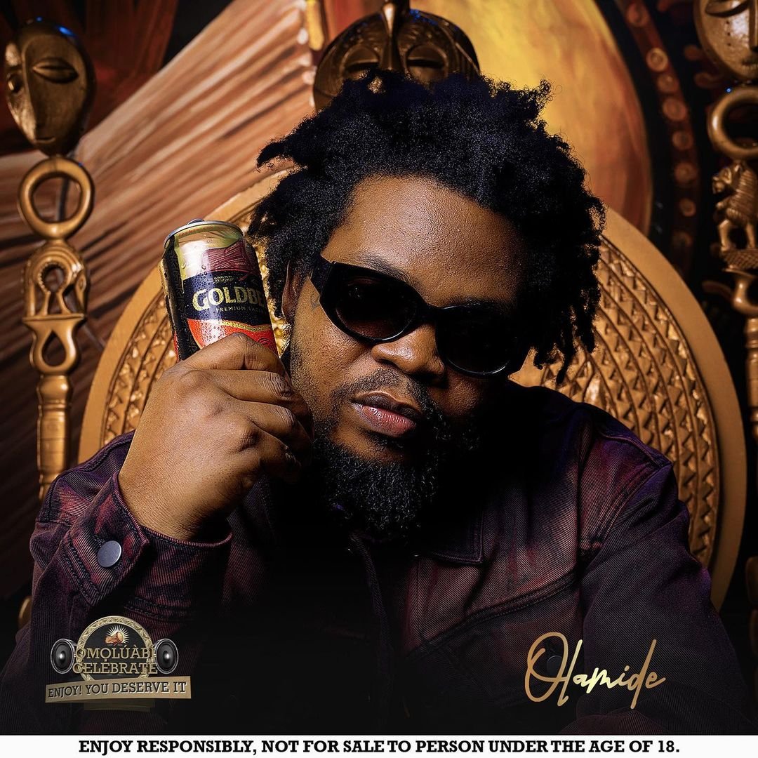 SnehQueenBee's tweet image. Listen to Olamide music  and drink Goldberg. Best Nutrient ✅