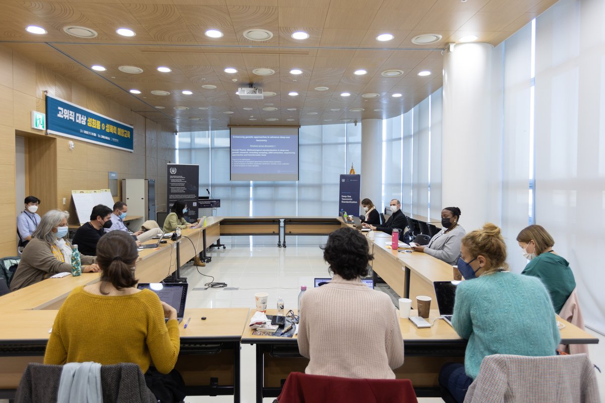 ISBAHQ's tweet photo. Technical session on “Technological advances and methodological challenges in large-scale genetic surveys to assess deep-sea biodiversity” kicked off on Wed 23 Nov in Seocheon, Korea
More at: https://t.co/1hAxZaQbXI
#SDG14 #UNOceanDecade
#DeepseaTaxonomy #MarineBiodiversity https://t.co/wkXoLUJcf3