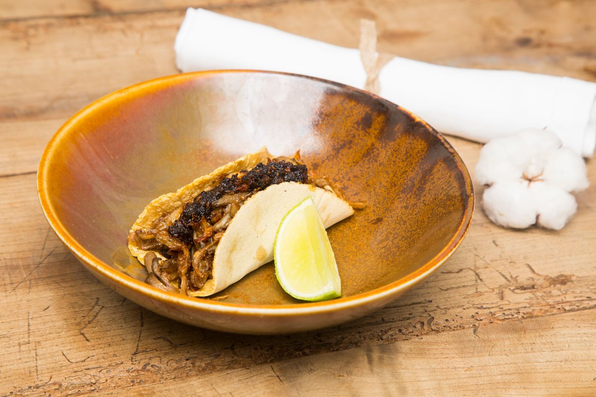 Pop-ups a <a href="/cottonhousebcn/">Cotton House Hotel</a>! Fins al 4 de desembre, gaudeix dels dinars i sopars de la mà del xef mexicà Israel Loyola. 🎉🍸