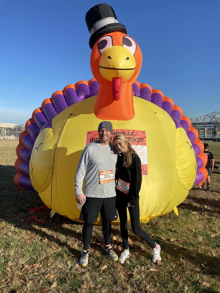 Dat_Dude_DF's tweet photo. Happy Thanksgiving, ya turkeys! https://t.co/Gjs2mBCRtF
