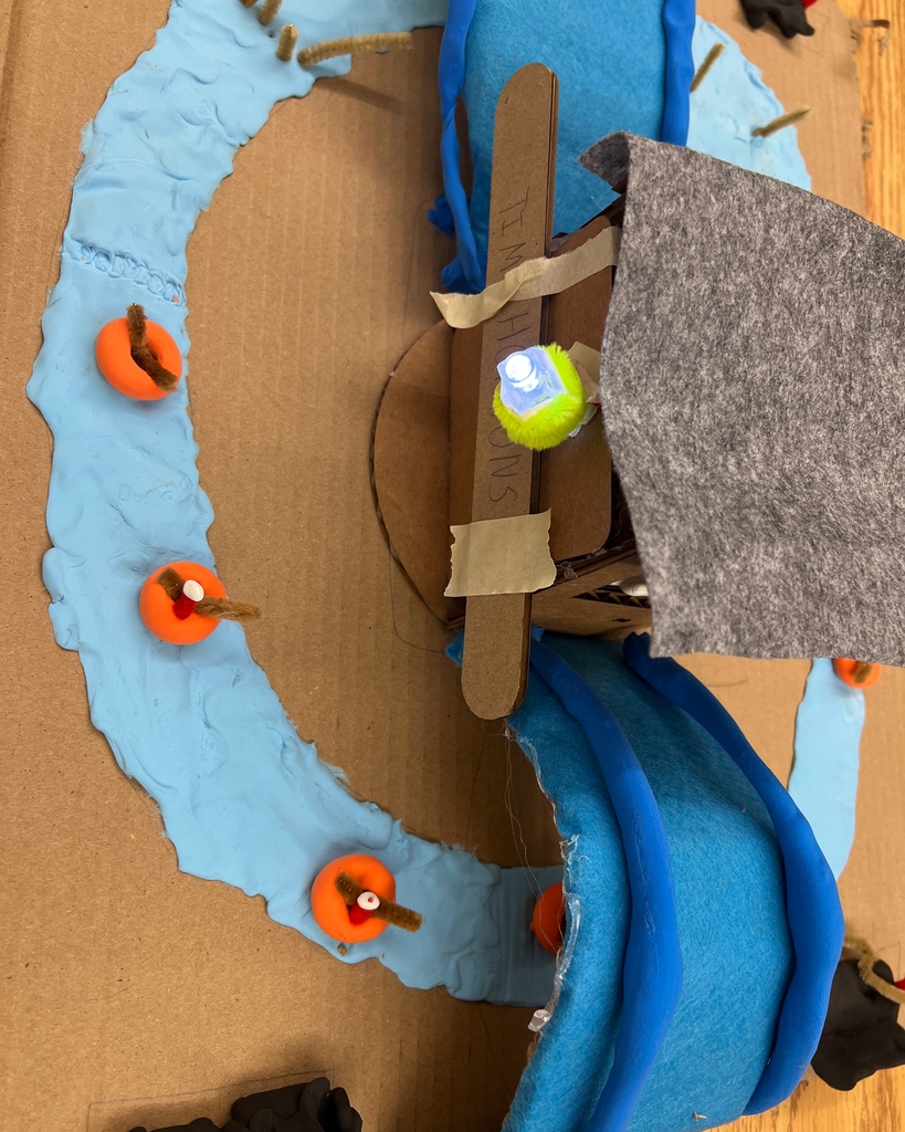steameducentres's tweet photo. Thanks to the @TrudeauFI students who participated in a #StudentsBuildCities project with us today to explore Active Transit in St Thomas. Lots of great ideas like bike taxis, building a lazy River path and more. Thanks to @agconsultinginc and @briscoeclass for sharing ideas. https://t.co/yMAXhrqsfN