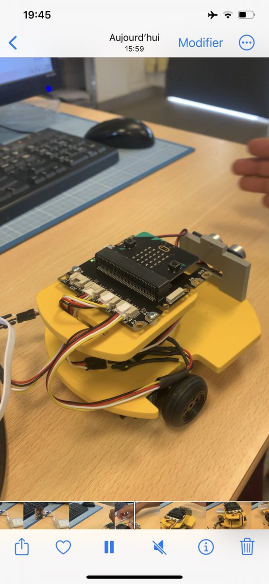 TGregorcik's tweet photo. Mission à Nouakchott : conception et réalisation d’un robot prototype à partir d’une carte microBit. @aefe_zao https://t.co/RiYbtc6YTZ