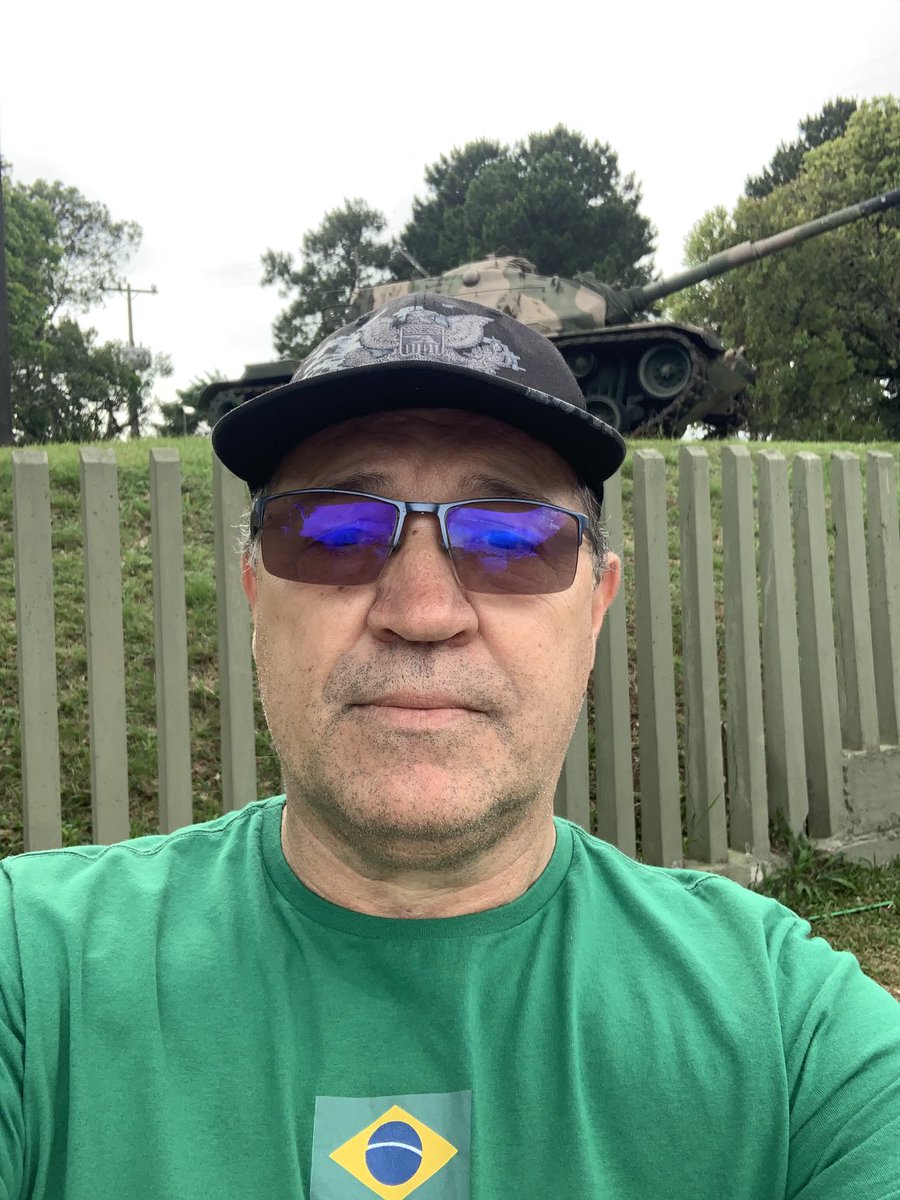 AmericoAlvim's tweet image. Que copa que nada. Eu quero é meu Brasil livre. #SOSFFAA