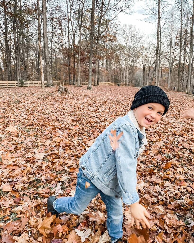 This holiday, start the kids on their ethical journey with 30% off site wide. Code: GIFTSWITHPURPOSE instagr.am/p/ClWwG0gSnJ9/