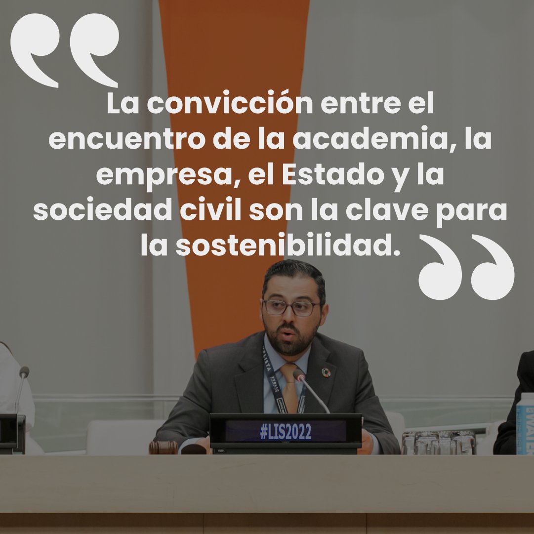 CumbreImpactoIB's tweet photo. Victor Hugo Malagón, Director MBA Prime Business School menciona en el #LIS2022 la importancia y urgencia de comprender la sostenibilidad más allá de lo ambiental, convergiendo lo económico, lo ambiental y lo social. 🫱🏼🫲🏻
#ODS17 #ODS8 #LIS2022 https://t.co/4Cwq5eN1bU