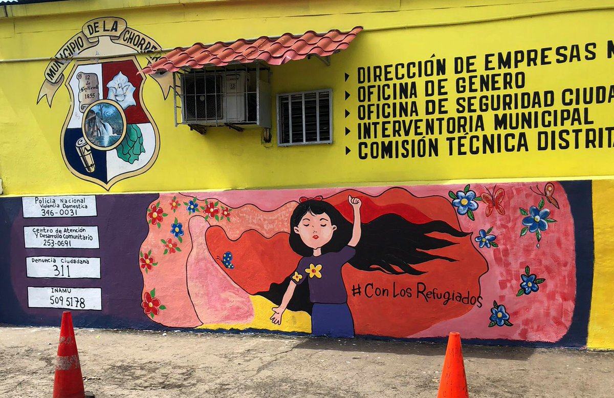 LoureiroMag's tweet photo. Street art shapes and constructs new cultural and social discourses.
@acnurpanama, the municipality of @alchorrera, and refugee and host communities are painting 🎨 the streets of 🇵🇦 to empower women, men and children against gender-based violence✋🏽
#NoLoNormalices #NiUnaMenos https://t.co/6Old6BBtVs