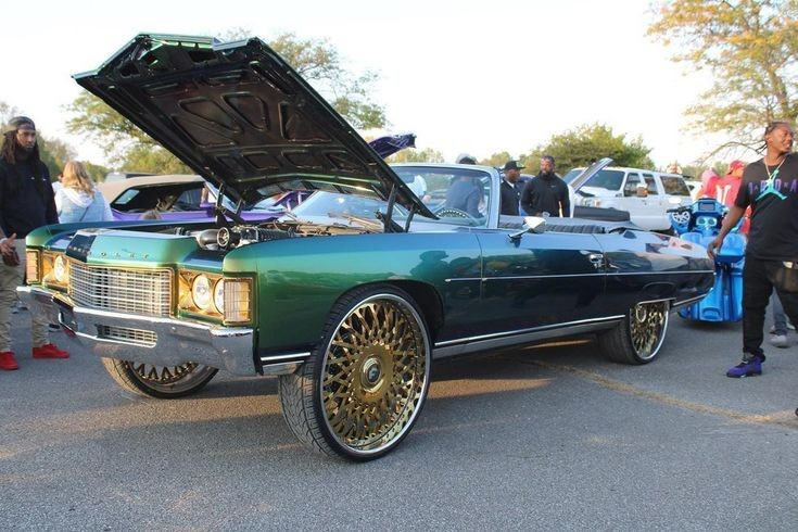 kosmovie1's tweet photo. Car show flow π₯π₯π₯π―
.
.
.
#KingoftheStreetMovie in development! #donks #racing #Movieintheworks #miamibeach #miami #chevy #actor #DirectorImaniShakur #ISEntGroup #director #producer #productioncompany #donklife #donkculture #streetracing #performance #motorsports #chev https://t.co/sK0sxCu9EP