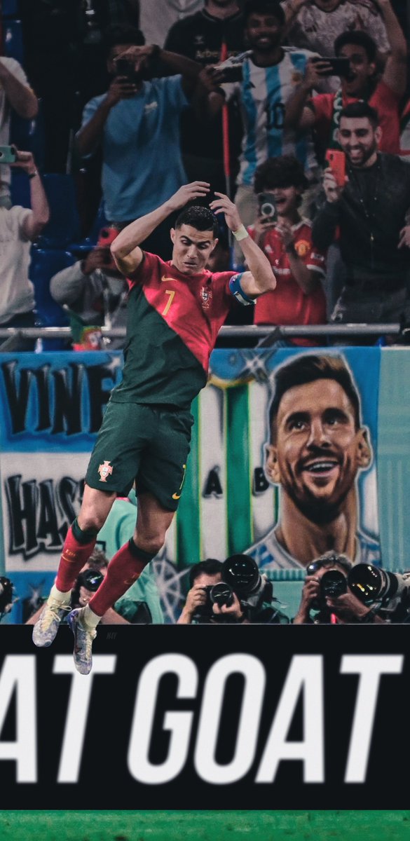 TimelineCR7's tweet photo. ❗

Cristiano Ronaldo:

"I saw this photo. It's beautiful." https://t.co/0Ljxppk4KO