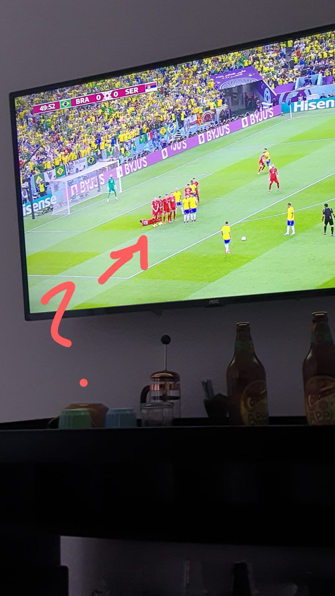 pamlima00's tweet photo. É normal jogar deitado? #BrasilNaCopa https://t.co/f5W7hRQU29