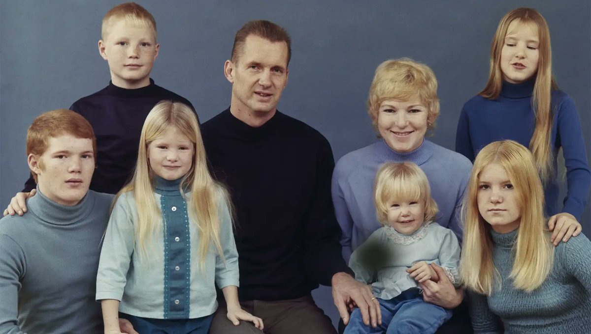 Report: That Whole Side Of Family Just Like That bit.ly/3OzpaUg