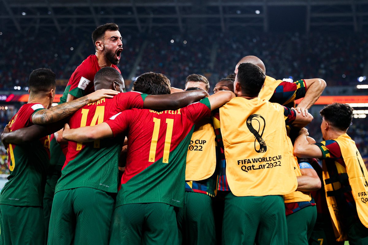 selecaoportugal's tweet photo. 𝗠𝗶𝘀𝘀𝗮̃𝗼 𝗰𝘂𝗺𝗽𝗿𝗶𝗱𝗮. 🇵🇹🫡🏆 #VesteABandeira

𝗠𝗶𝘀𝘀𝗶𝗼𝗻 𝗔𝗰𝗰𝗼𝗺𝗽𝗹𝗶𝘀𝗵𝗲𝗱. 🇵🇹🫡🏆 #WearTheFlag https://t.co/5e2yWKYyrl