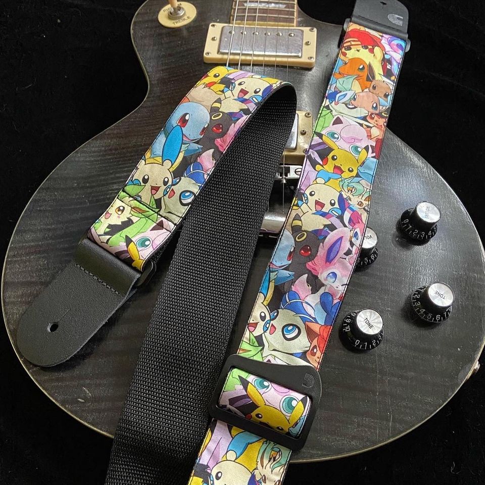 LnSDesigners's tweet image. Lots of colourful gifts from bags to guitar straps, adults waistcoats to kids dresses all made by @esdeshandmade who will be at both our #christmasmarkets - St Johns #Leytonstone this Saturday 26/11 and Fellowship Square #E17 on Saturday 3/12. #E11 #handmade #makersmarket #xmas