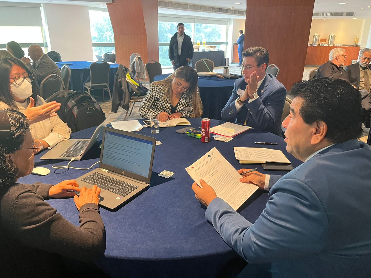 FGETabasco's tweet photo. 🤝 Fortalece Escuela de la #Fiscalía su formación profesional, con miras a consolidar el Servicio de Carrera Ministerial.
✅ Representante de la #FiscalíaTabasco acude al encuentro nacional convocado por Proyecto #CEJUME.
📌 https://t.co/UetLCn3DUe https://t.co/oGCsuAVR14