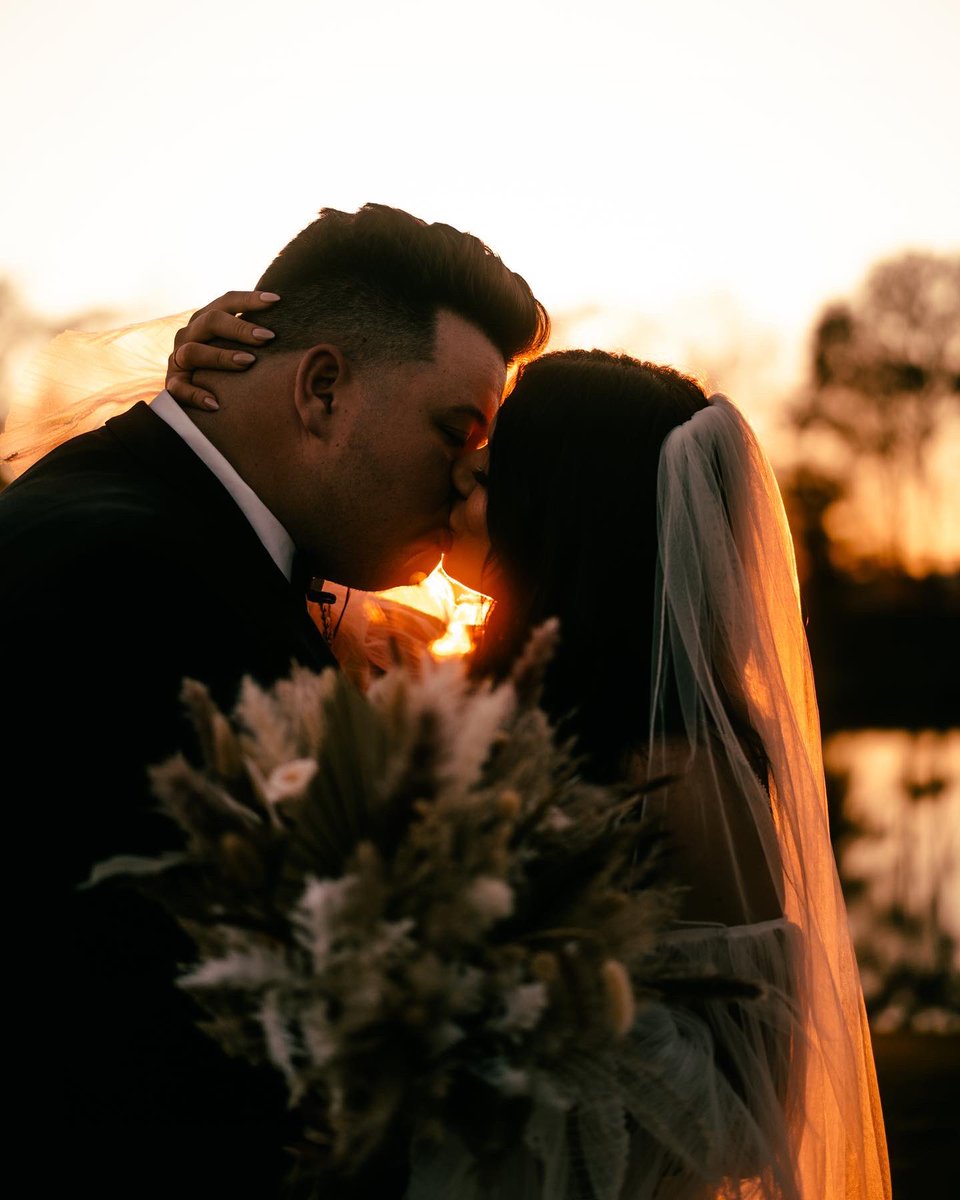 Charleston06's tweet photo. husband &amp; wife🤍 https://t.co/pSLibg5jgv