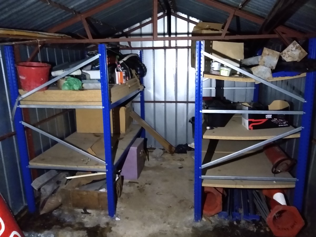 1stBlunsdon's tweet photo. Scout shed cleanout #teamworkmakesthedreamwork https://t.co/V5uukcXHVJ