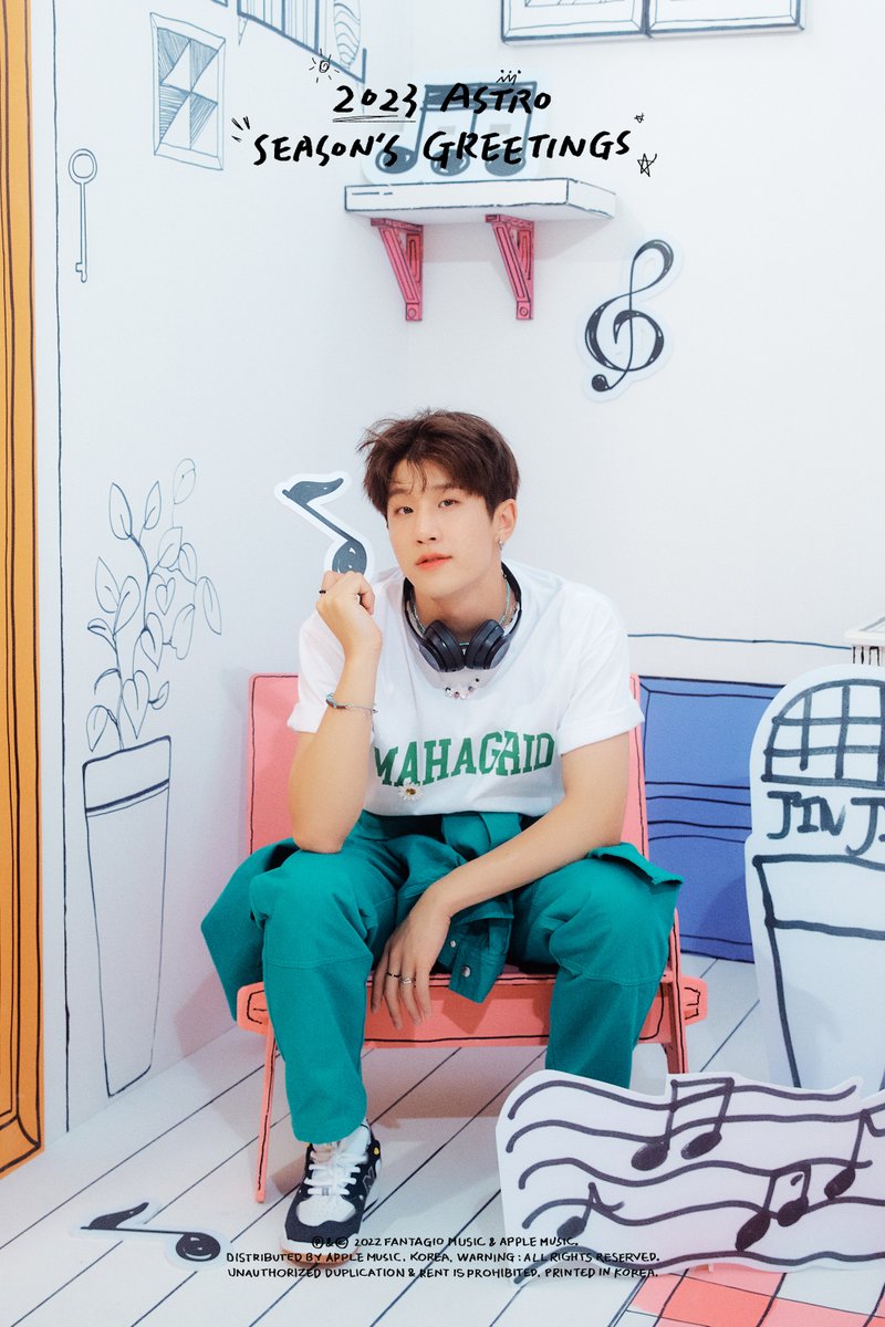 [#아스트로]
2023 ASTRO SEASON'S GREETINGS
FAVORITE ver.🎶

#진진 #JINJIN #ASTRO #아로하 #AROHA