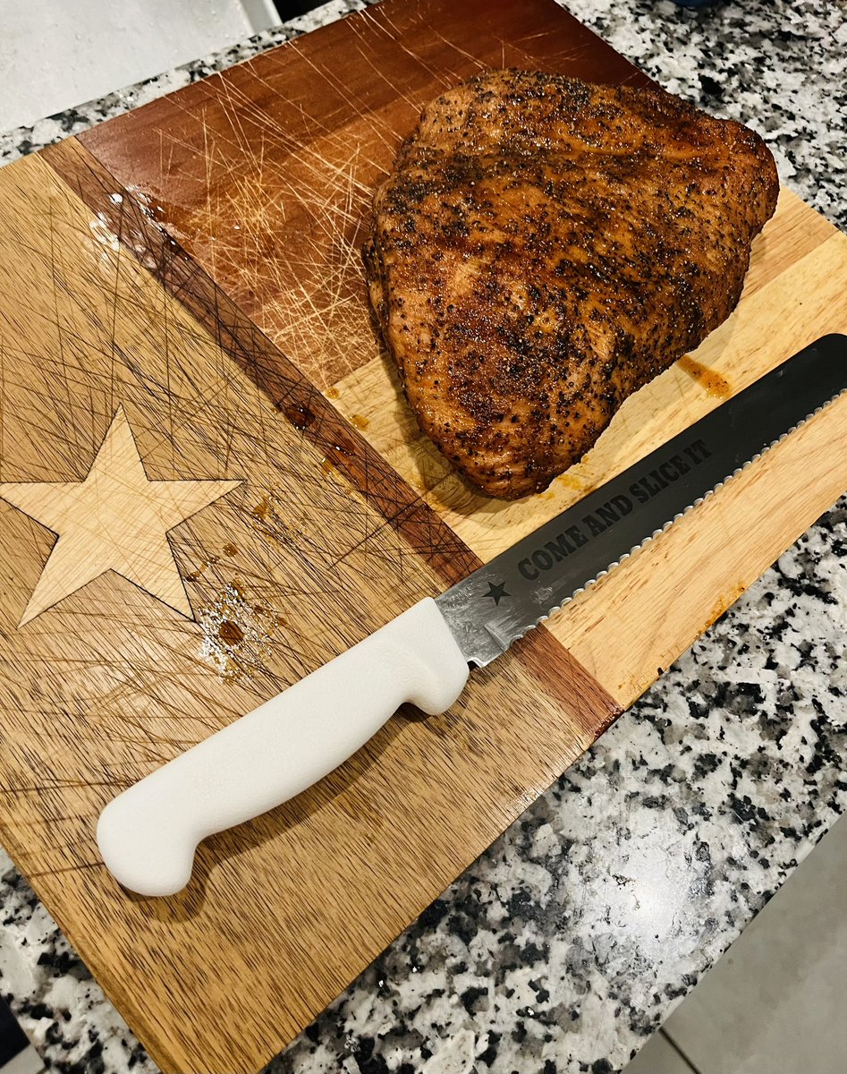 Risk it for the Brisket 🥩🥃🏈 tweet media