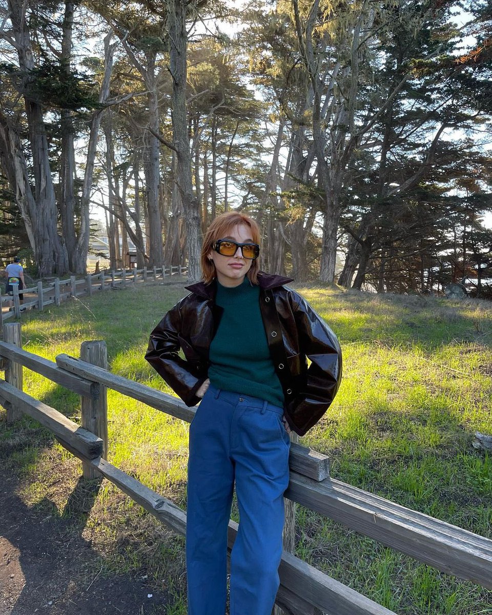 Emma Chamberlain Access on Twitter "Emma Chamberlain debuts new red hair via Instagram!"