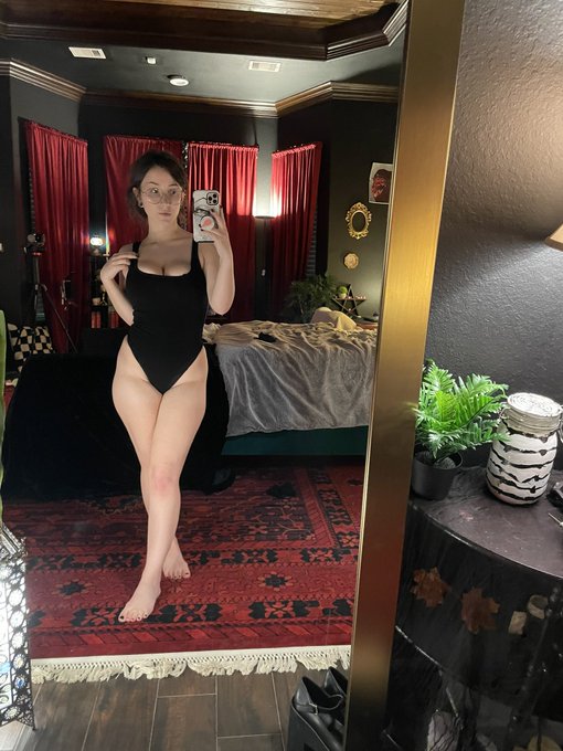 I don&rsquo;t care about thanksgiving but I would like to thank u all for existing and being so nice and I