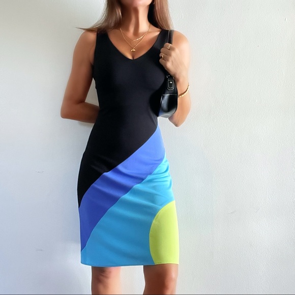 fruitgalthrift's tweet photo. So good I had to share! Check out all the items I'm loving on @Poshmarkapp #poshmark #fashion #style #shopmycloset #peckpeck #laundrybyshellisegal #blossomboutique: https://t.co/hmCEL0TfU7 https://t.co/orSzGWz4sl