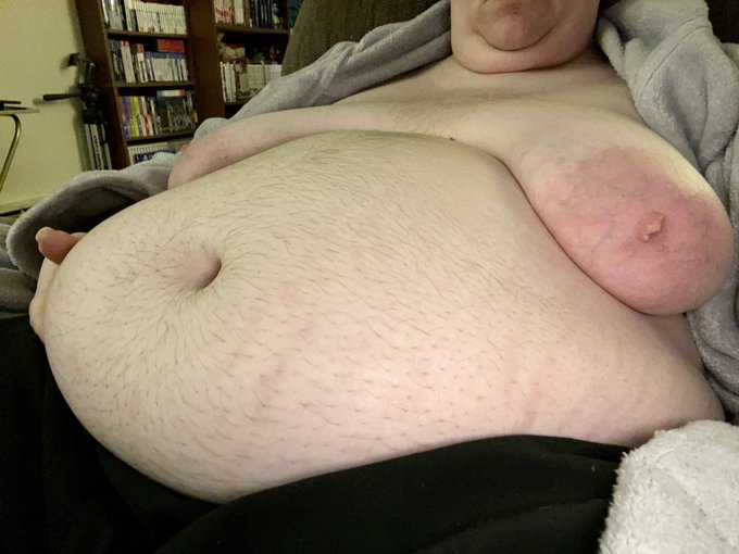Recovering from dinner ;) have a safe one everyone! https://t.co/SDyqVgJm9M<a href="/tag/fat"class="tags"><span>#fat</span></a><a href="/tag/feedee"class="tags"><span>#feedee</span></a><a href="/tag/feederism"class="tags"><span>#feederism</span></a><a href="/tag/weightgain"class="tags"><span>#weightgain</span></a><a href="/tag/gainer"class="tags"><span>#gainer</span></a><a href="/tag/hucow"class="tags"><span>#hucow</span></a>
