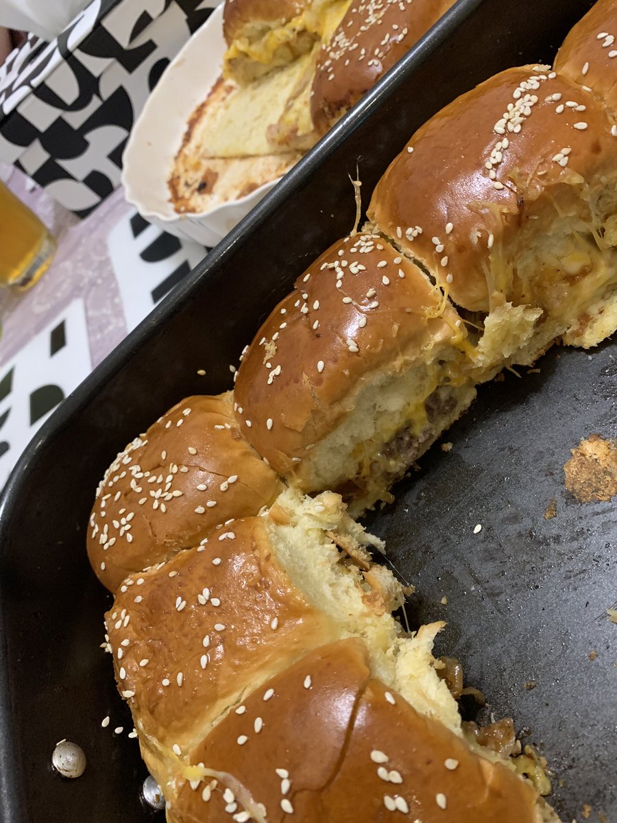 kimch_mama's tweet photo. #BeefSliders #Chicken #Food #Winter
And
#Alhamdulillah https://t.co/ylpzUz1a9d