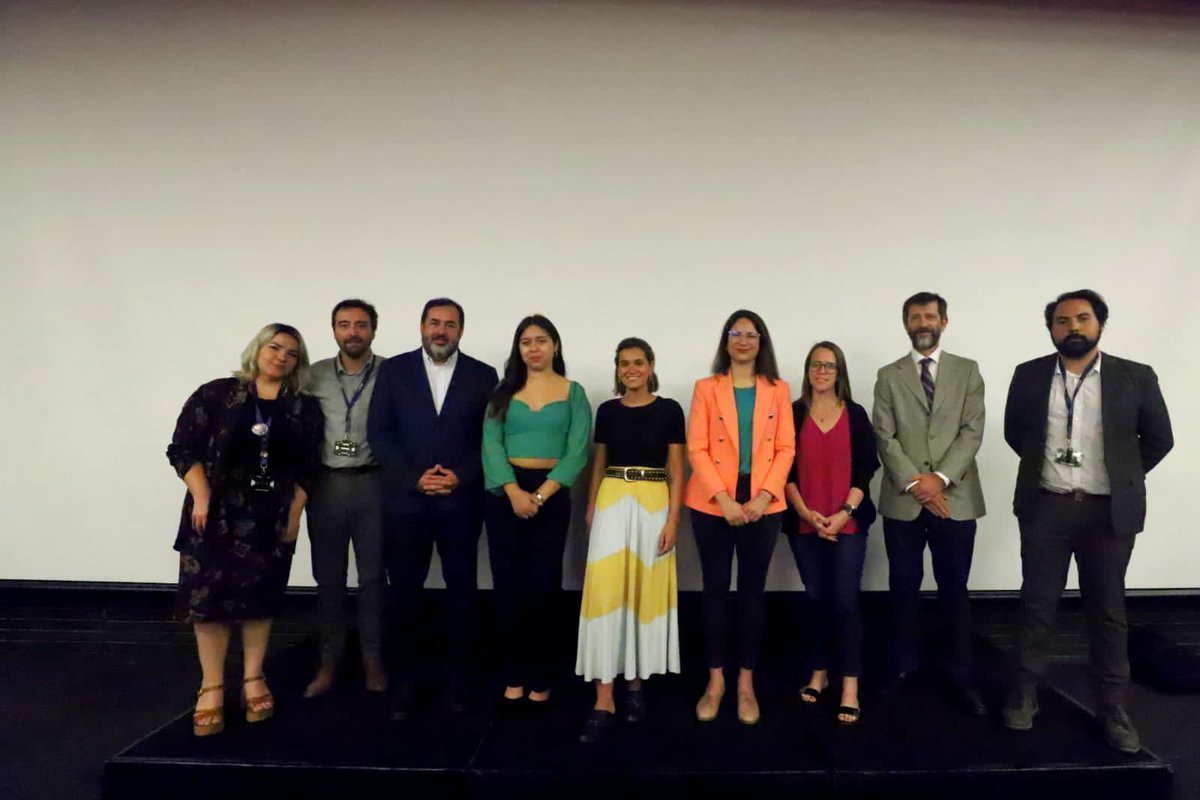 IraciHassler's tweet photo. ¡Botón #AlertaEstudiante! El trabajo colaborativo da resultados en República: lanzamos esta iniciativa en la app de SOSAFE para agilizar las denuncias de estudiantes, integrantes de la comunidad universitaria y/o vecinos en contacto directo con seguridad de las Universidades 💪 https://t.co/wYZiJyRyQy