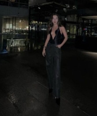 burakneslih's tweet photo. @neslihanatagul #neslihanatagul #NeslihanAtagül #nihan#atagul #neslihanatagul  👑🌹💚💙🤍👑 https://t.co/8rA6WbohuJ