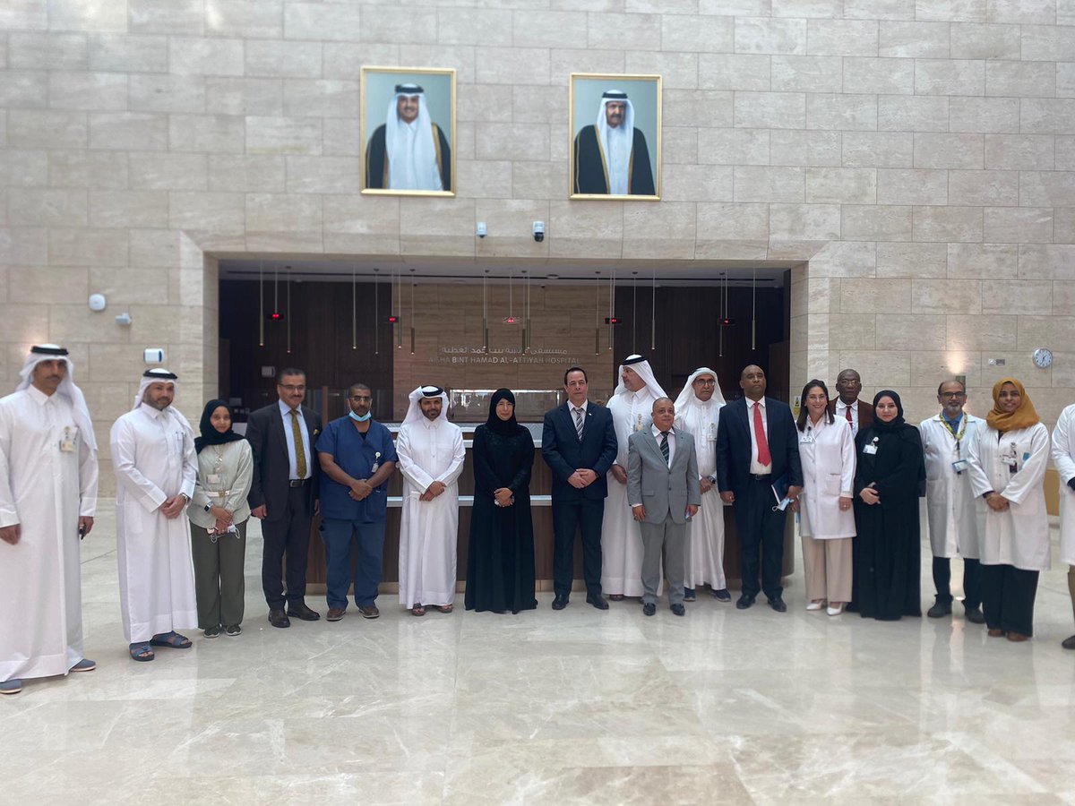EmbaCuba_Qatar's tweet photo. Dr. José Ángel Portal Miranda, Ministro de Salud de #Cuba ,visita hospital Aisha Bint Hamad Al Attiyah junto con Dra. Hanan Mohamed Al Kuwari, Ministra de Salud de #Qatar

Cuba y Qatar son países hermanos con larga historia de cooperación en materia de salud. https://t.co/4uX35Van0Q