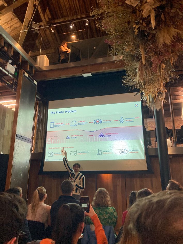 What an amazing event tonight run by Bright Tide and Harry Wright.

Some great algae tech pitches from the likes of Sea Green, FlexSea and Bettaf!sh. Well done all 👍 💪