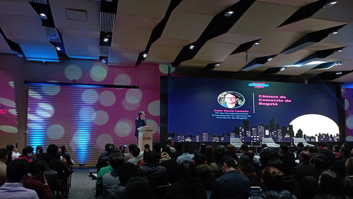 "Esta tarea no está finalizada y como <a href="/camaracomerbog/">Cámara de Comercio de Bogotá</a> sabemos que debemos seguir construyendo un ambiente más favorable para los emprendimientos y proyectarlos internacionalmente " 
<a href="/JuanDaCastano/">Juan David Castaño A</a> 
#startupnights2022
🚀