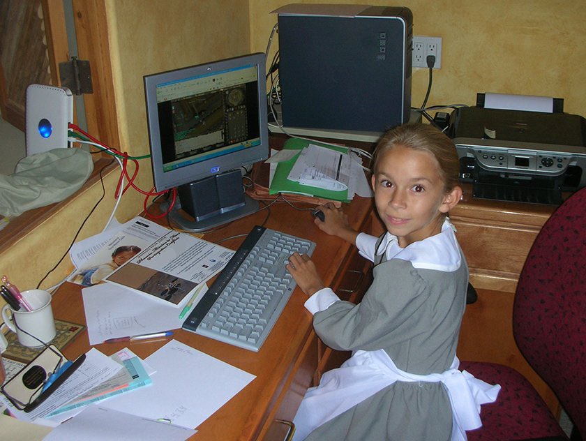 OSRSsid's tweet image. Thankful that this photo exists to haunt me every Thanksgiving. Anyone up for some 2006-style Castle Wars?