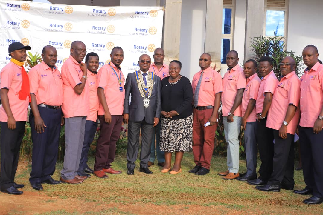 HonMikeSebalu_'s tweet photo. My official visit to the Rotary Club of Wakiso yesterday was indeed amazingly interesting, exciting and memorable.  The club is on course to greatness.  They are steadily developing systems and structures for transformation into a vibrant club. https://t.co/IHJwYkKZMo