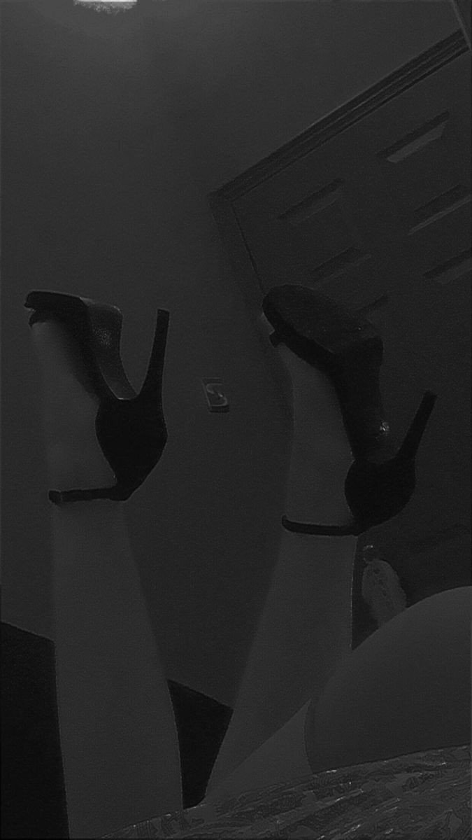 sazaniaa's tweet photo. #feetfethish #feet #feetworship #feetpicsforsales #feetpicsforsales #feetpic #feetsniffing #feetfetch #feetworship #feetworship #feetfethish https://t.co/FUBRCOyYox