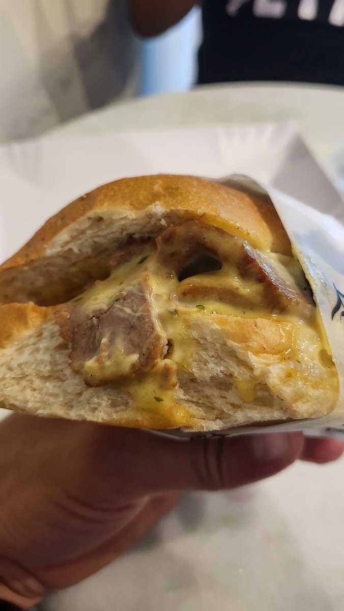 PetaRuger's tweet image. He aquí el Sándwich de Vitel Tone de Oveja Negra y estaba a la altura de las expectativas... ¡Vayan! 👌🏼