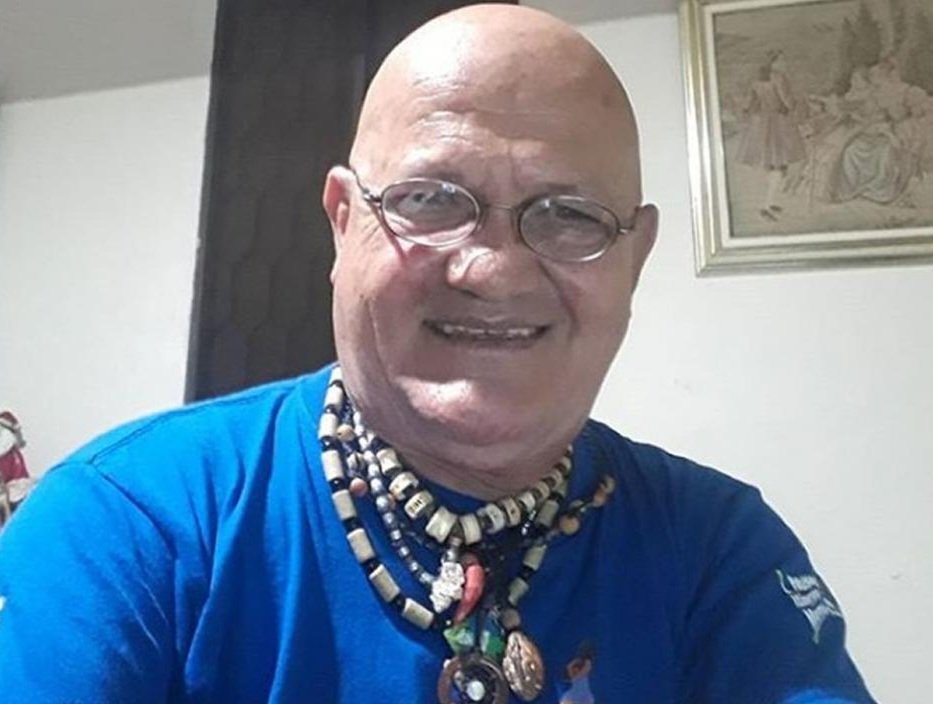 #TalDíaComoHoy El domingo 24 de noviembre de 1957, hace 65 años, nació en La Fuente, Zapatoca, Colombia, mi querido amigo y hermano Juan Carlos Rueda Gómez. Excelente cronista, productor, compositor y dibujante de sonrisas. Se nos fue en abril de 2019. ¡Gracias por todo, tocayo!