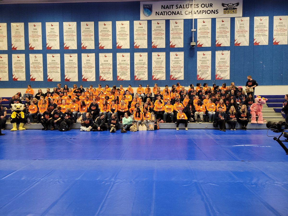 CAREERSNextGen's tweet photo. What a fun day! Youth from around the Edmonton area who attended the Jill of All Trades event at @NAIT tried out so many different career pathways. Thanks to all the students that stopped by our booth. It was lovely to chat with you! #joat2022 #takeonthefuture #yeg #ab https://t.co/QDHSZzlfUn