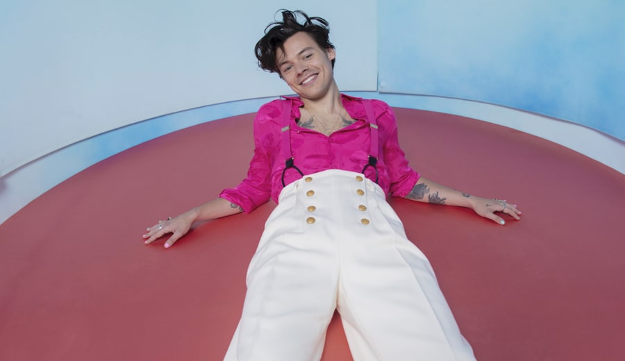 hannahsena2's tweet photo. @ticketsshows Eu estou vendendo 1 INGRESSO FÍSICO! 🍒💖

Harry Styles Love Tour 2020 SP dia 06/12, às 21h15 inteira, pista Cherry por R$400,00.

Vendendo por motivos de viagem a trabalho, não estarei em SP no dia. :( https://t.co/d6SrxbwB0A