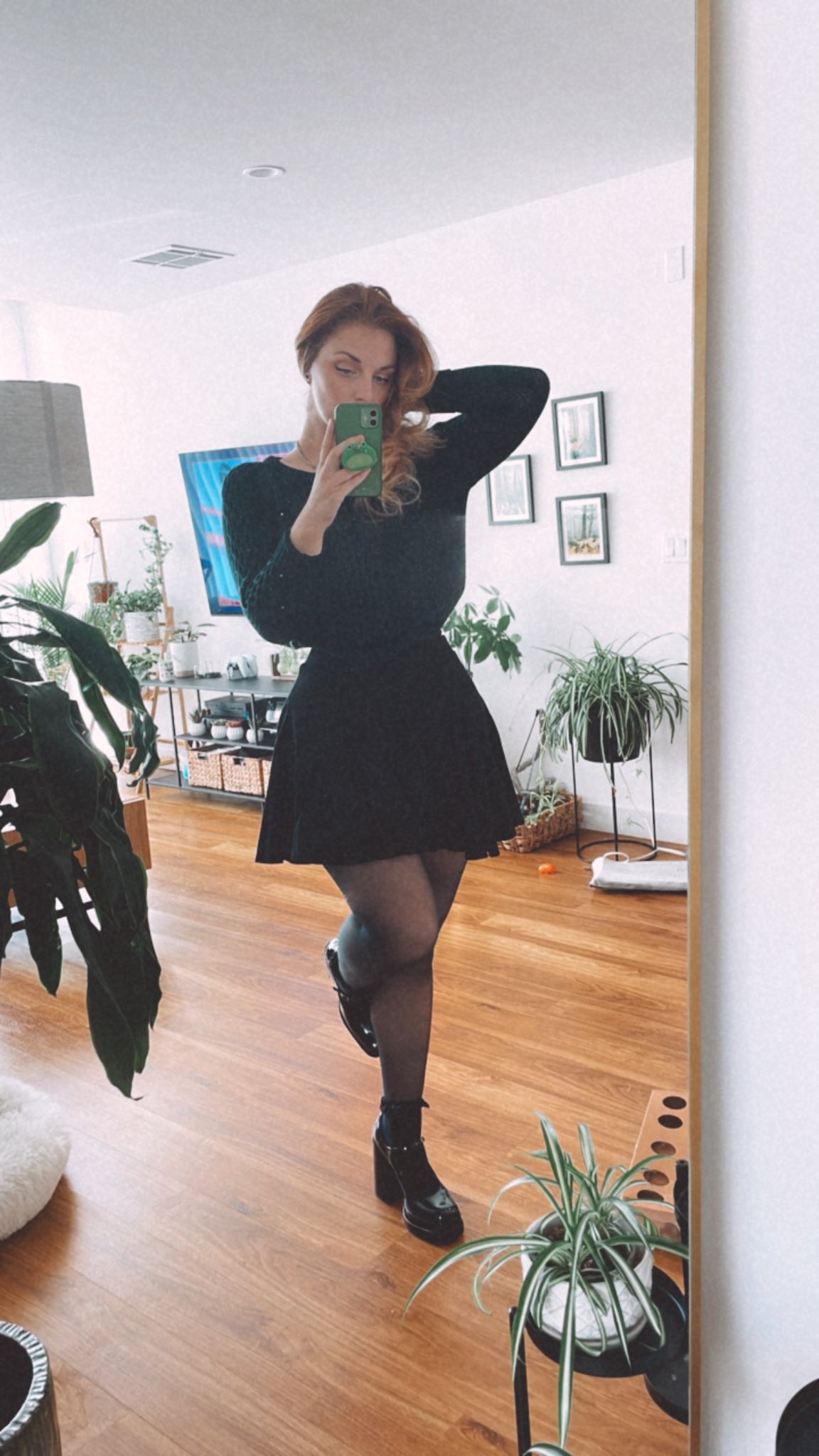 Bento the Cat Stan Account on Twitter "pretending I can leave my