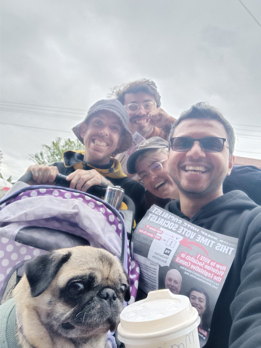 JayJayRed17's tweet photo. Good times at Brunswick Pre Poll. Priscilla the pug and her owner are giving the @Vic_socialists a boost to fight for more funding for mental health and higher wages for early childhood educators. 
#Vote1VicSocialists https://t.co/KpMpwypujn